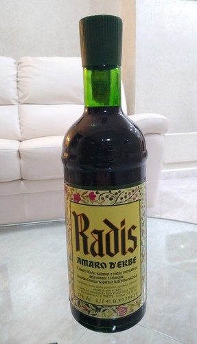 Radis amaro erbe stock - amaro,