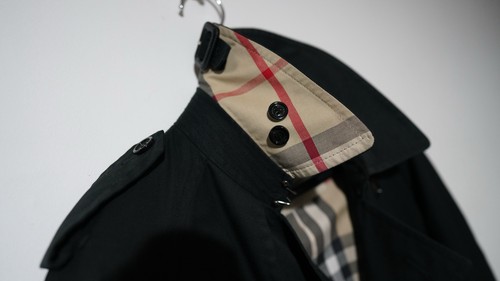 Burberry london trench - london,