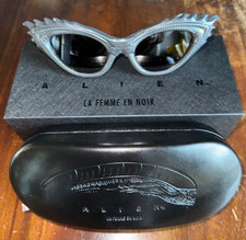 Le Femme en Noir ALIEN cat eye