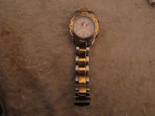 Orologio due toni=Sector No