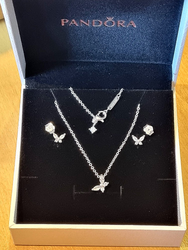 Collana orecchini pandora - e,