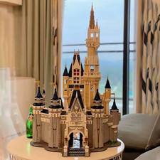 NUOVO Disney Princess Castle