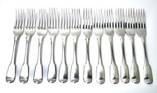 Antico set di 12 forchette da