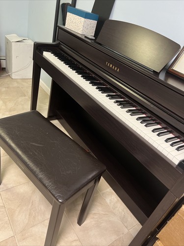Yamaha clavinova clp - , 535