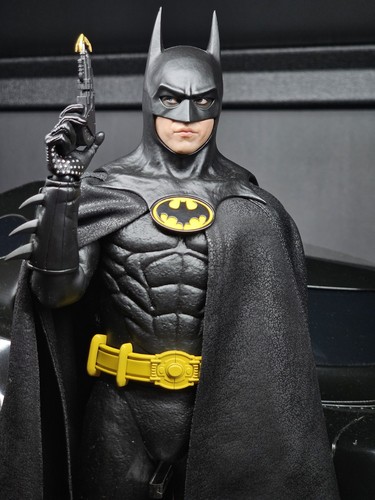 Hot toys mms693 batman - mms693,