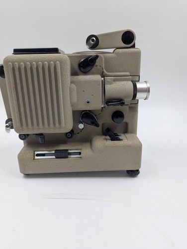 Eumig wien type projector - projector,