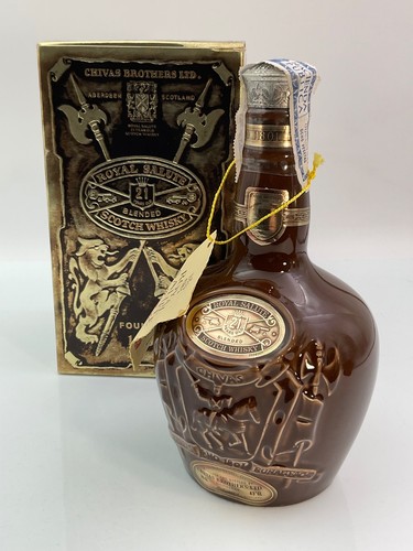 Chivas royal salute years - royal,