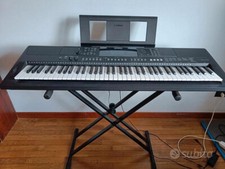 Yamaha PSR-E463 Tastiera Portatile Risposta Touch 61 Tasti