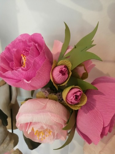 Composizione fiori carta