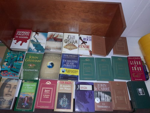 Lotto stock libri vari - di,