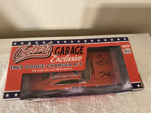 Caricabatteria auto world - auto, 1:18