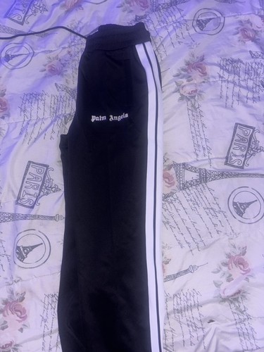Black palm angel sweats - black,