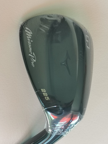Mizuno pro 225 black gapwedge - 225,