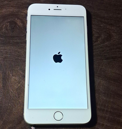 Apple iphone plus - plus, a1522