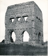 AUTUN c. 1960 - Le Temple de