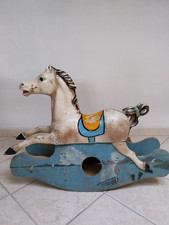 Cavallo a dondolo in legno e cartapesta vintage
