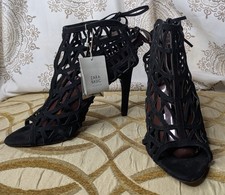 Tacchi ZARA Basic Collection