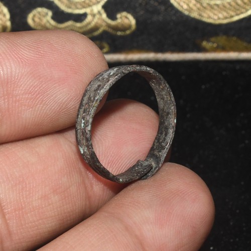 Autentico anello antico romano