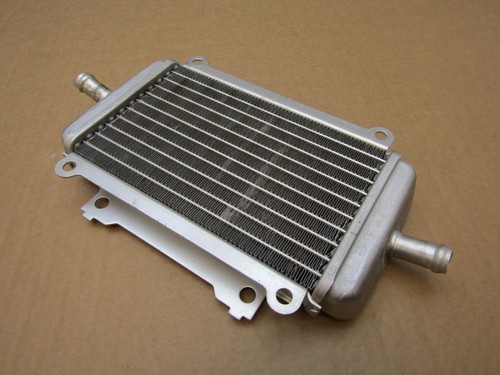Radiatore destro piaggio vespa - radiatore,