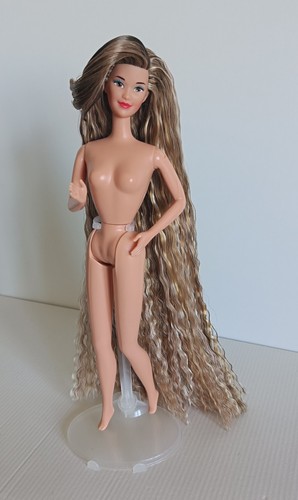 Barbie kira rerooted - barbie,