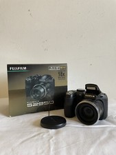 Fujifilm FinePix Serie S2950