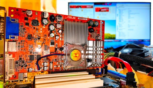 Asus a9600xt ati - asus,