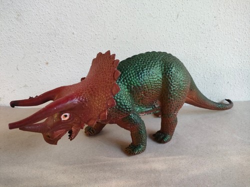 Triceratopo dinosauro gomma - dinosauro,