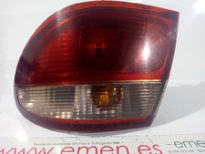 faro posteriore destro NISSAN