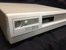 Raro sistema osseo nudo IBM