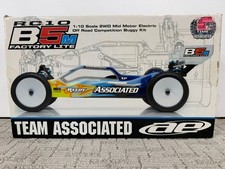 SQUADRA ASSOCIATA B5M FACTORY