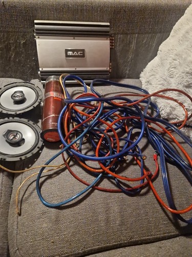 Car hifi set - car, condensatore