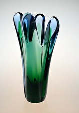 SUPERBO vaso in vetro svasato Skrdlovice di Rudolf Beranek 1963