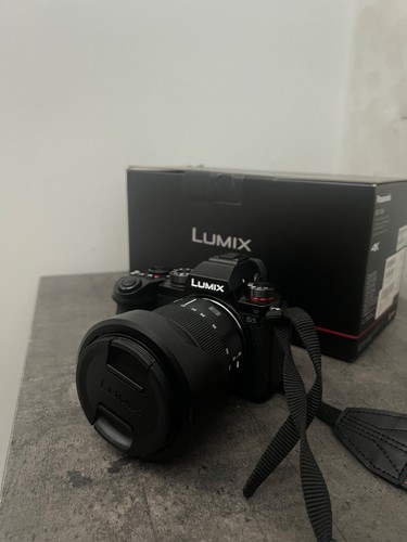 Panasonic lumix 20 - s5,