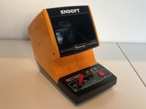 Game watch snoopy table - table, top