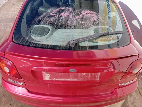 Spoiler posteriore renault - posteriore,