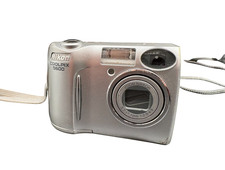 Nikon Coolpix 5600 Digitalkamera Silber Vintage Retro Händler Geprüft Kompakt