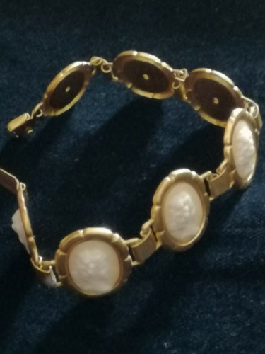 Antico bracciale color oro - , da