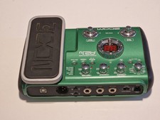 Pedal de efectos acústicos