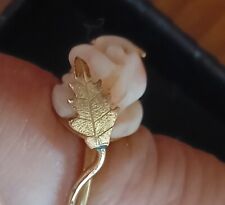 Anello In Oro Giallo Con Corallo Rosa