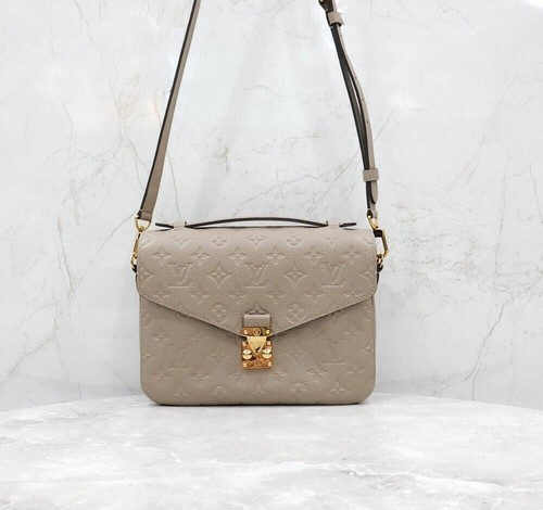 Louis vuitton pochette métis - vuitton,
