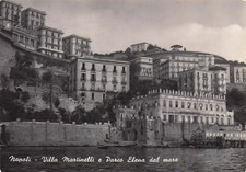26-26C) CARTOLINA NAPOLI VILLA