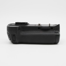 Nikon MB D11 Battery Grip per fotocamera D7000 Japan funzione otturatore verticale