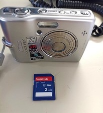 Macchina fotografica Nikon Coolpix L12 7.1MP Memory Card+CaseLogic+Batt. ricar 