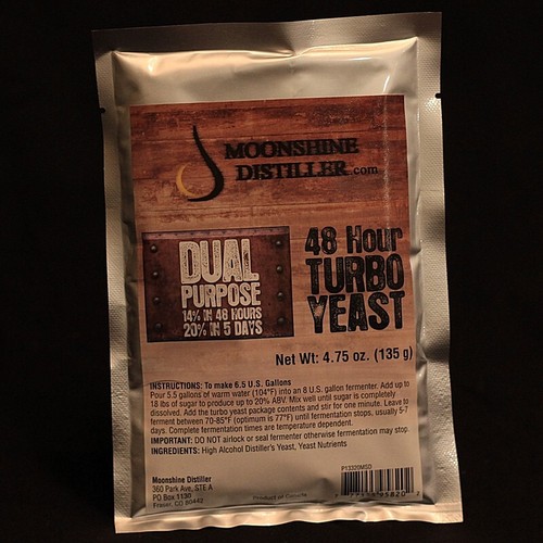 Moonshine distiller lievito - distiller's,