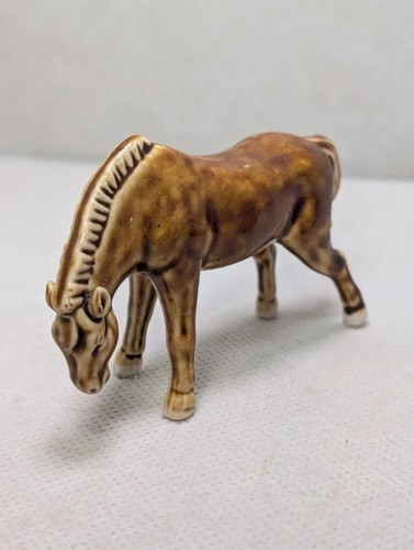 Statuina cavallo ceramica