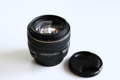 Sigma hsm 30mm 4 - ex,