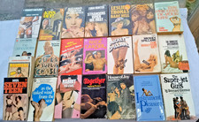 22 VINTAGE ADULT FICTION