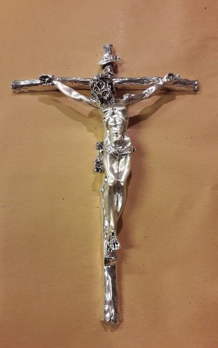 Crocifisso polvere di - in,