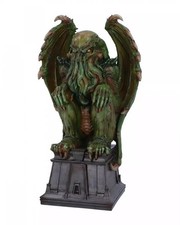 Statua Cthulhu verde con ali