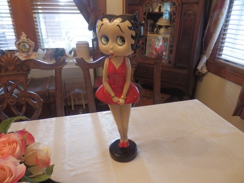 Rare king features - 21",